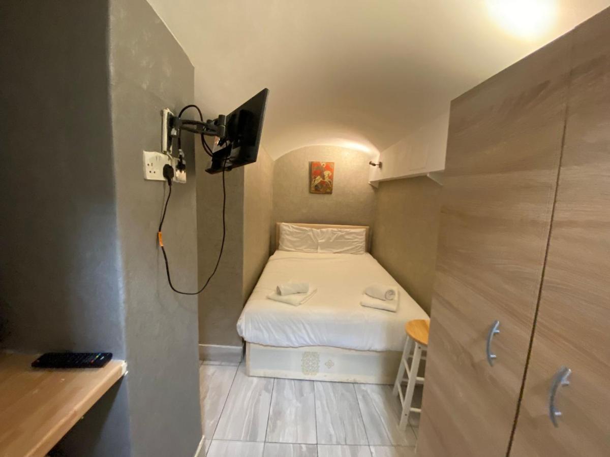 F24- Basement Single Studio Near Paddington Leilighet London Eksteriør bilde